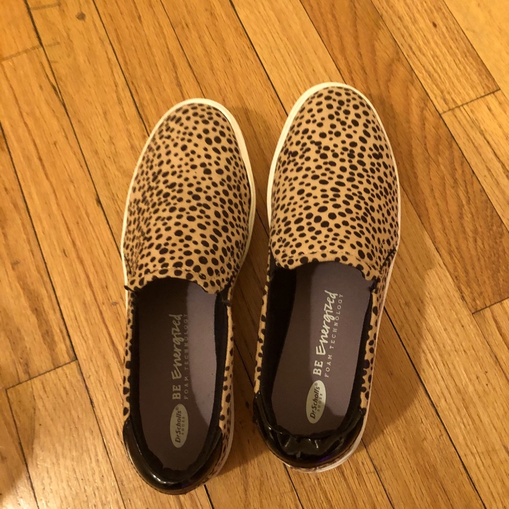 Dr. Schools wink print slip on sneaker.